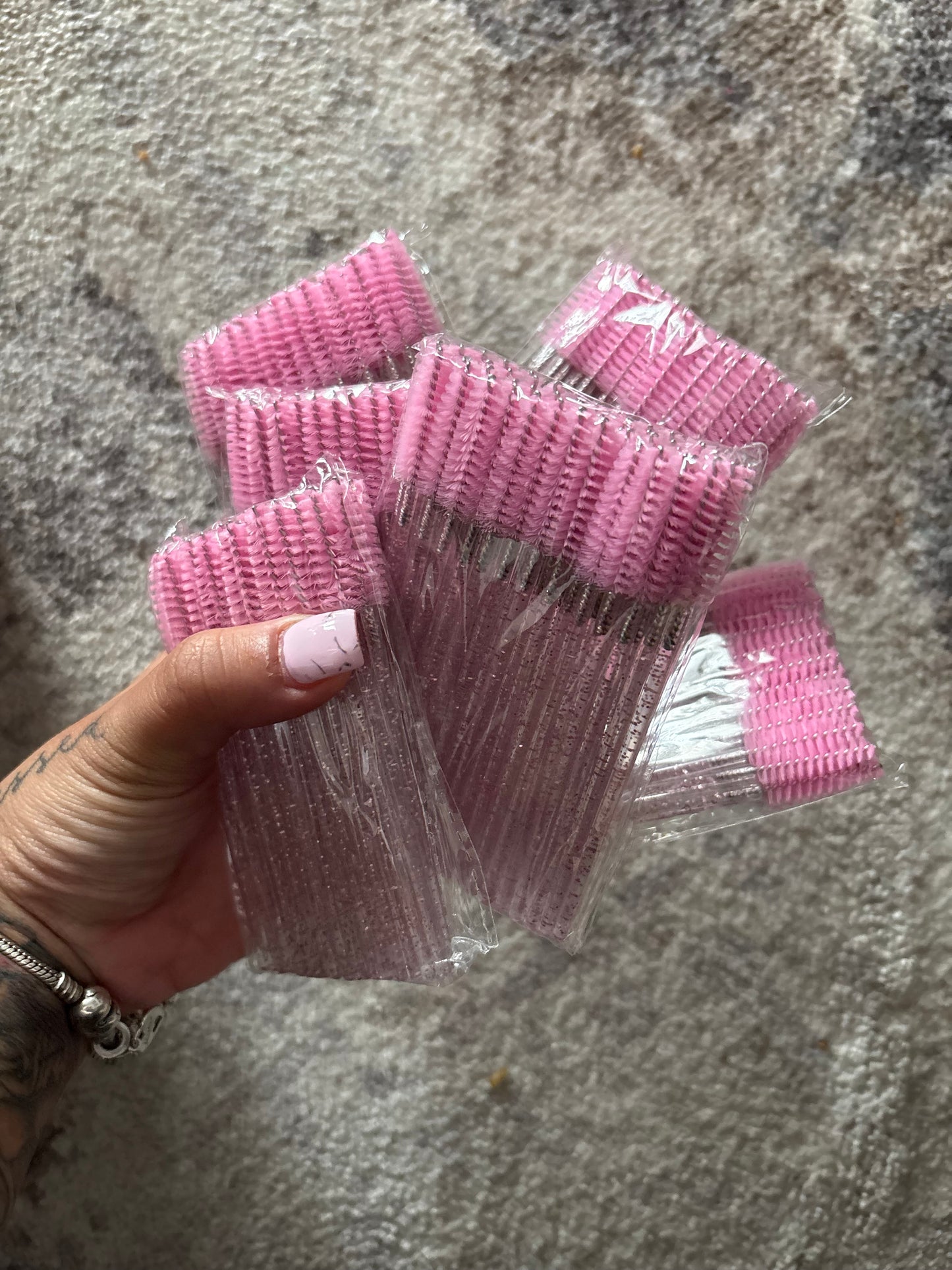 Lash brushes