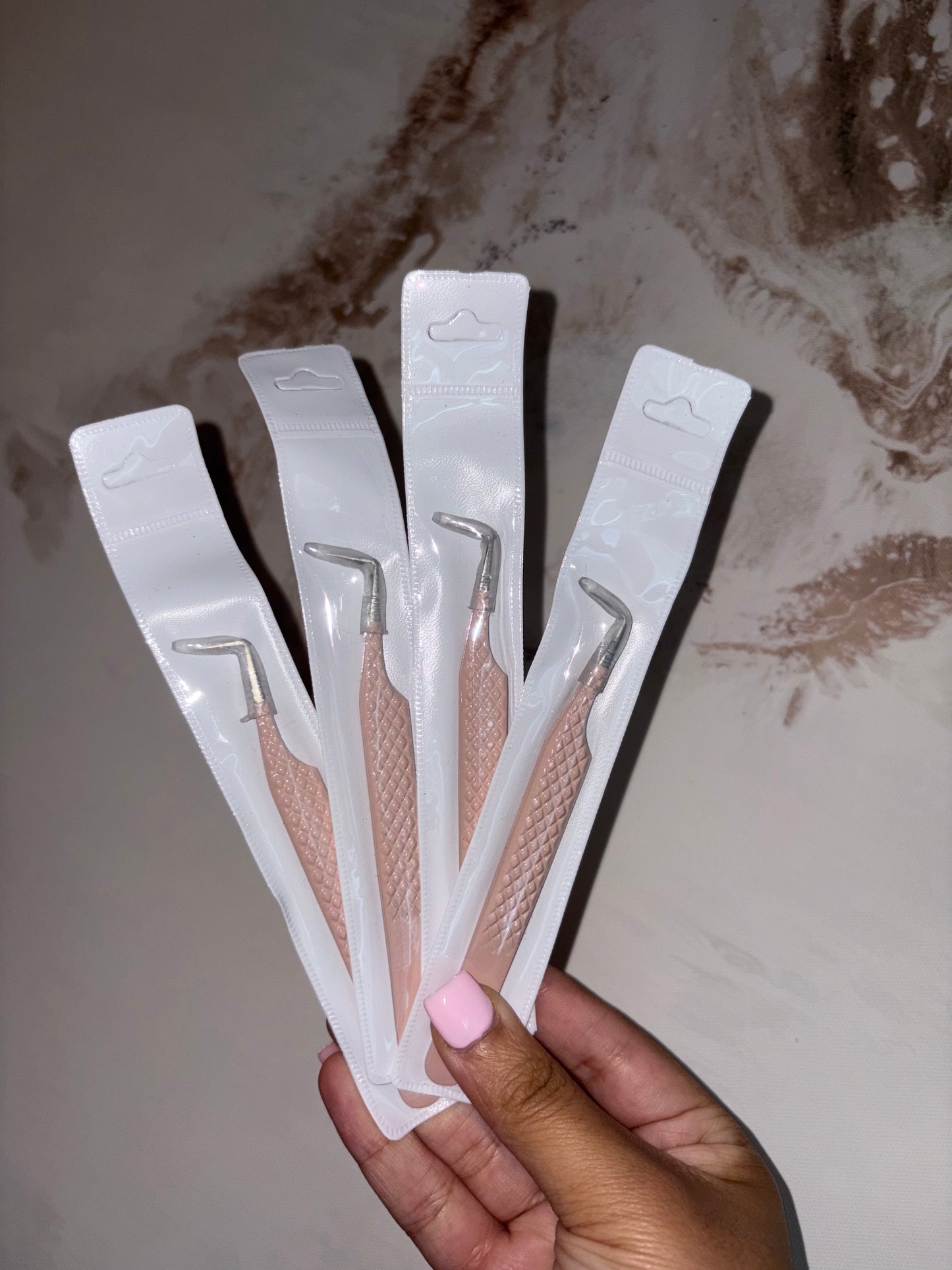 Muse gripper tweezers